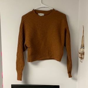 Orange sweater in great condition